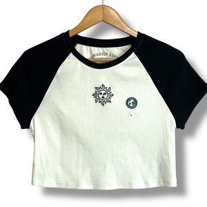 NWOT Aeropostale Sun Cropped Raglan Baby Tee Sz XL Embroidered‎ Black White
